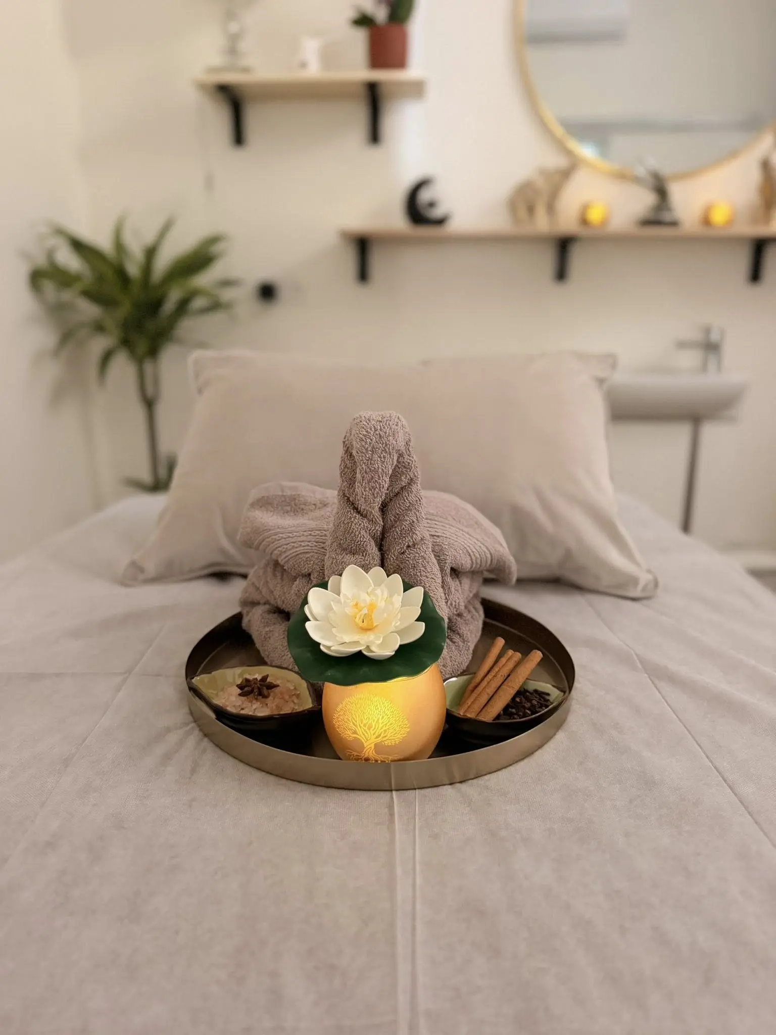 Peaceful spa gallery image at Baan Thai Dlife Spa
